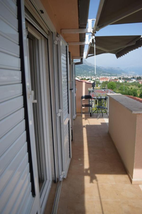 Apartments Marta Kaštel Novi Exteriér fotografie