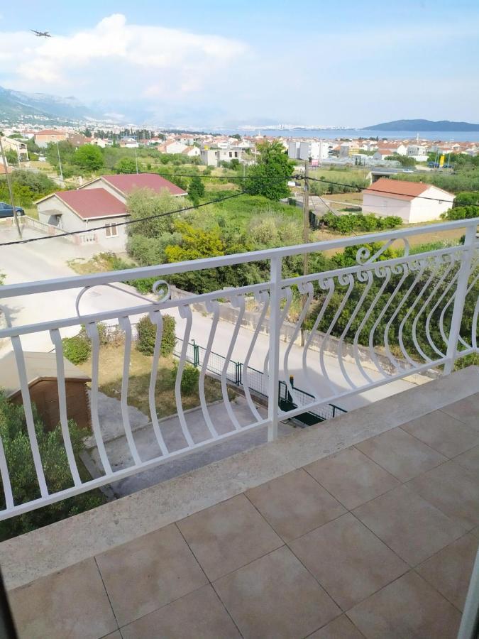 Apartments Marta Kaštel Novi Exteriér fotografie